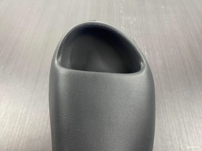 Onyx Adidas Slide HQ6448 Yeezy 0825